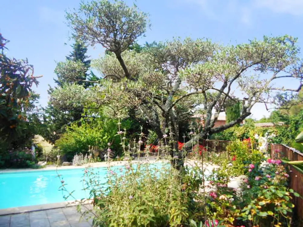 House With one Bedroom in Pougnadoresse, With Pool Access, Furnished T