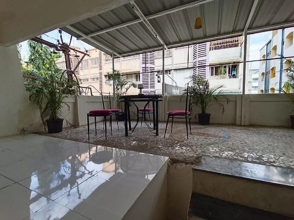 Hotel Sai's Village