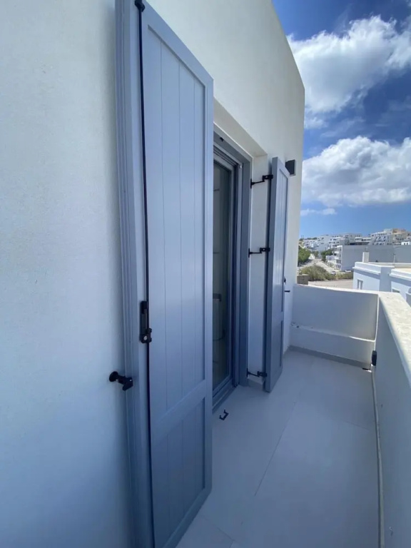 Polaroid Loft Tinos