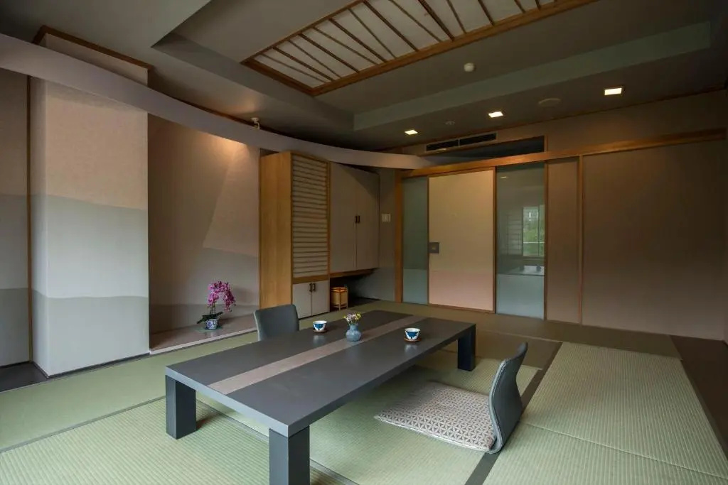 Japanese-style room with mountain view
