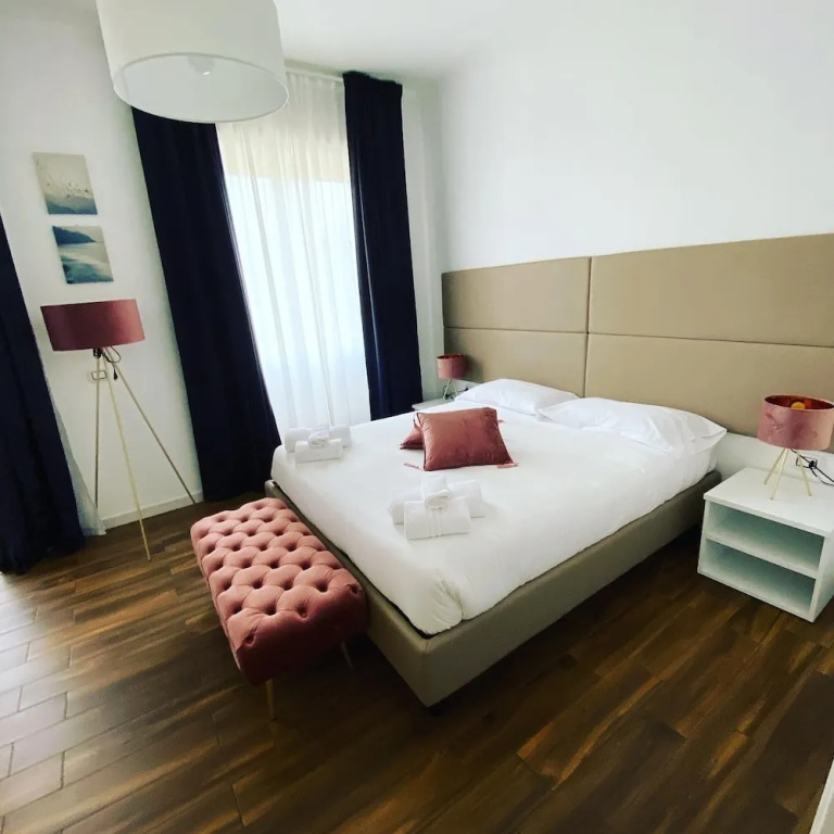Superior Double room with balcony (full double bed)