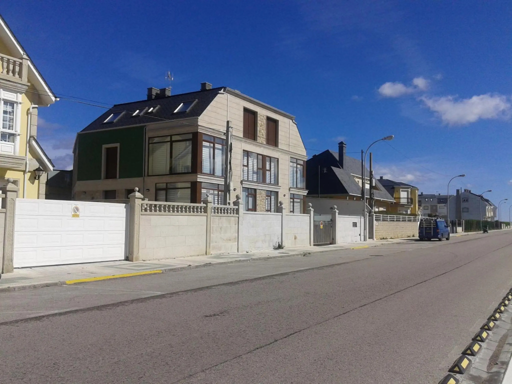 Vivienda de 4 dormitorios con vistas al mar