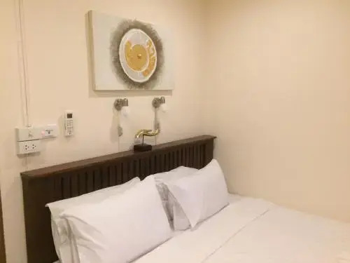 Cozy Guesthouse Restaurant & Bar