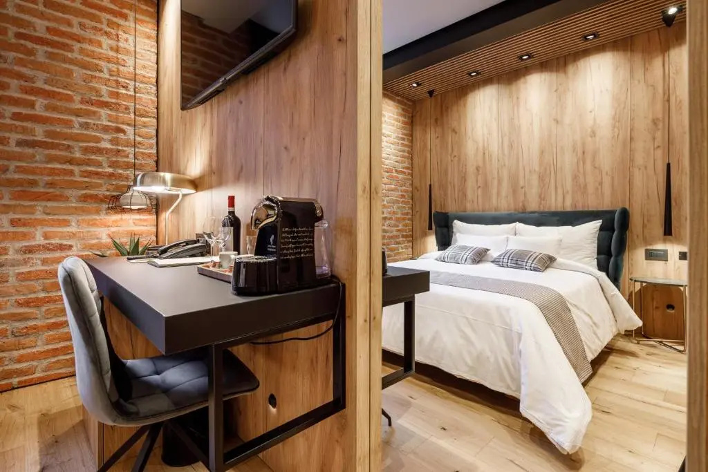 Standard Double Basement room (full double bed)