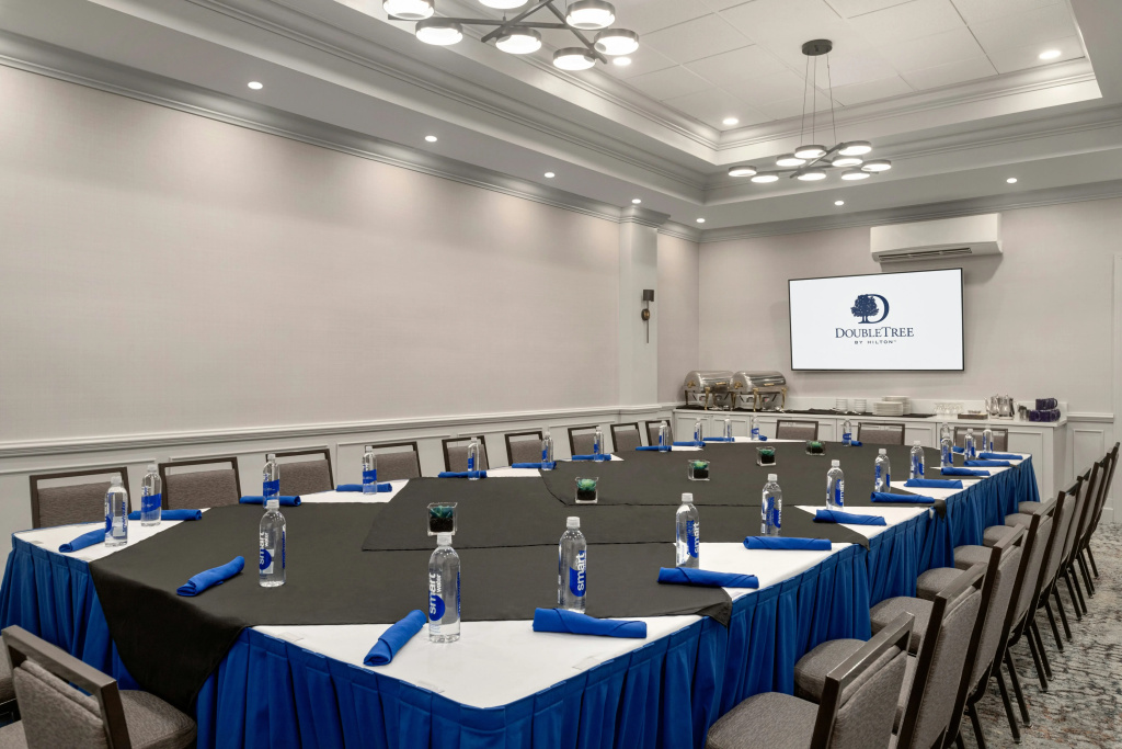 Doubletree by Hilton Fort Myers at Bell Tower Shops - Général