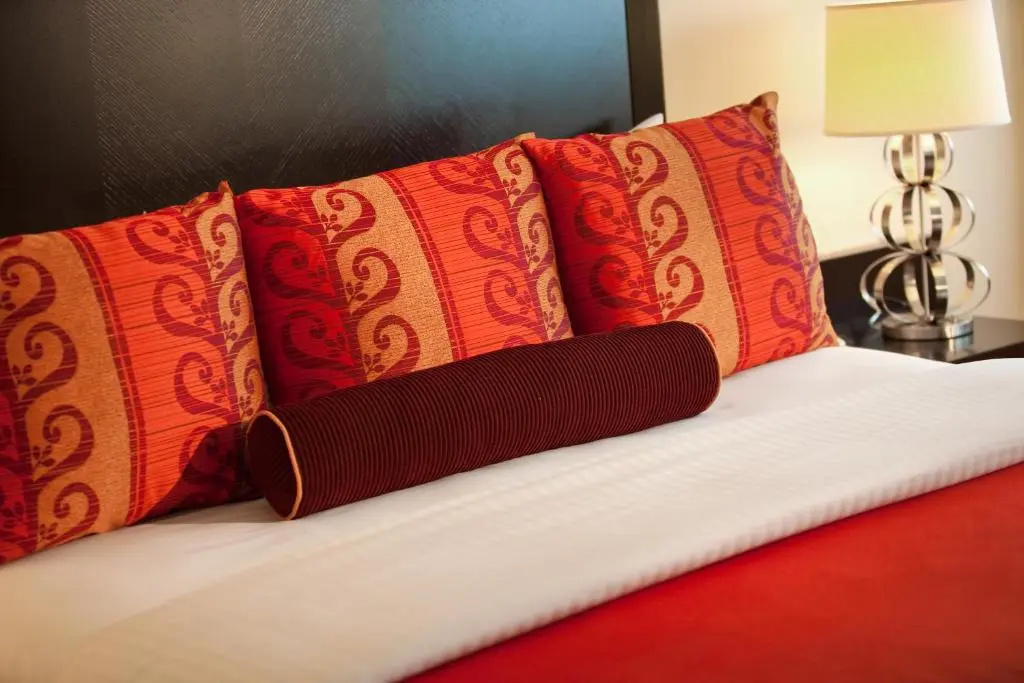 Premier Double room with balcony (full double bed)