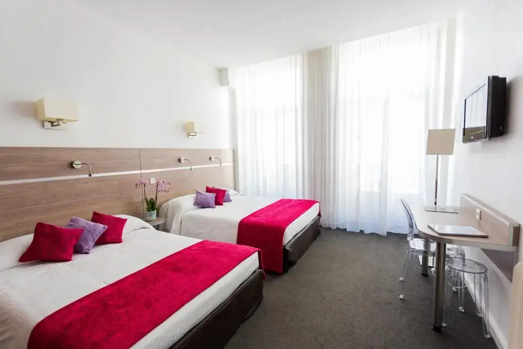 Hôtel de l'Europe Grenoble Hyper Centre - Chambres