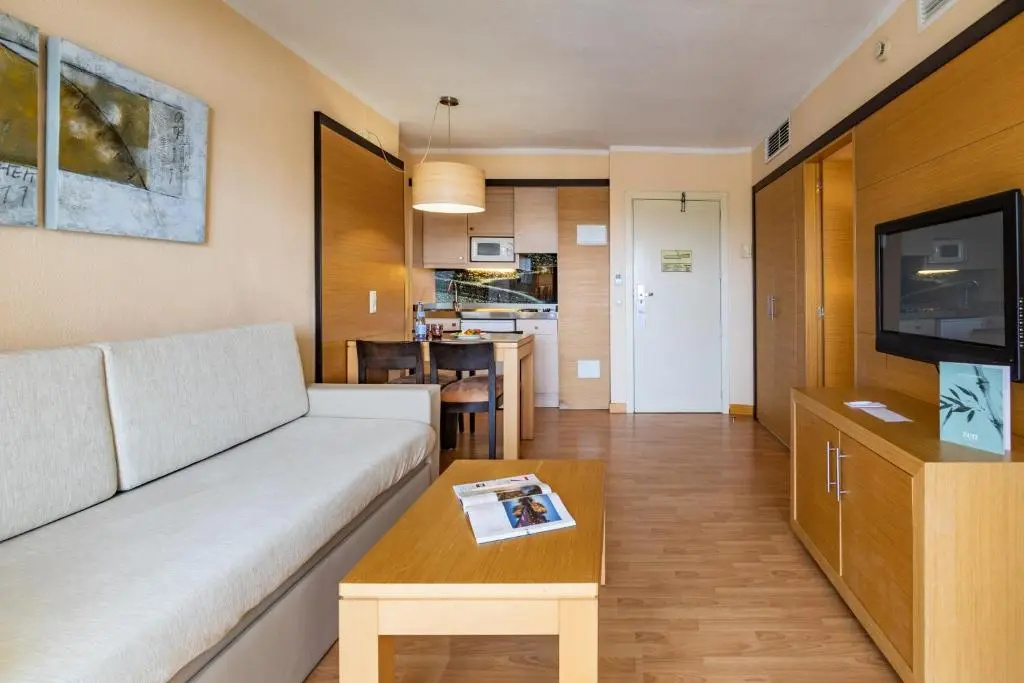 Zafiro Tropic - Chambres