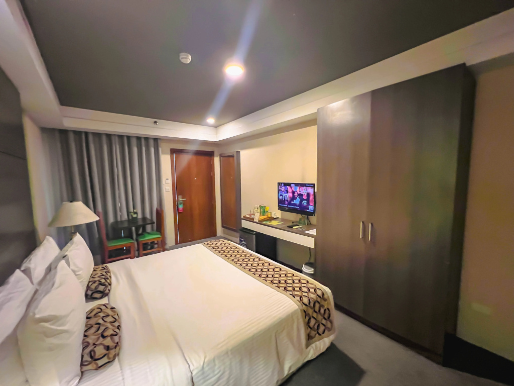 Superior Double room (full double bed)