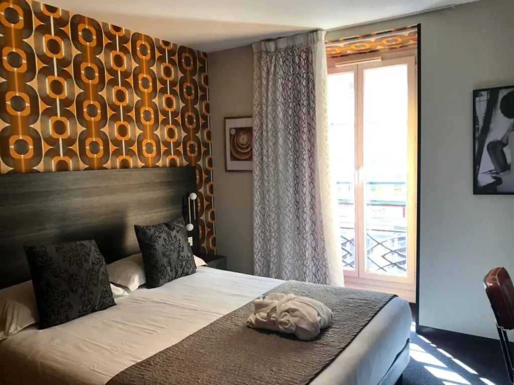 Standard Double room (full double bed)