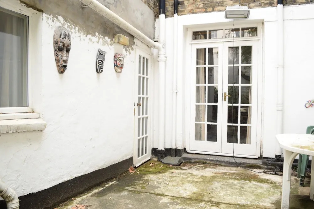 Central 2 Bedroom Pimlico Flat