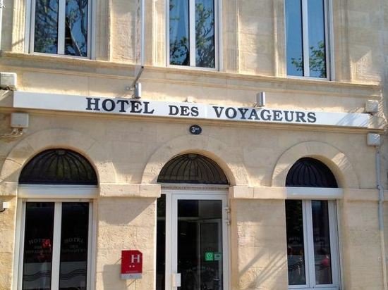 Hôtel Des Voyageurs image