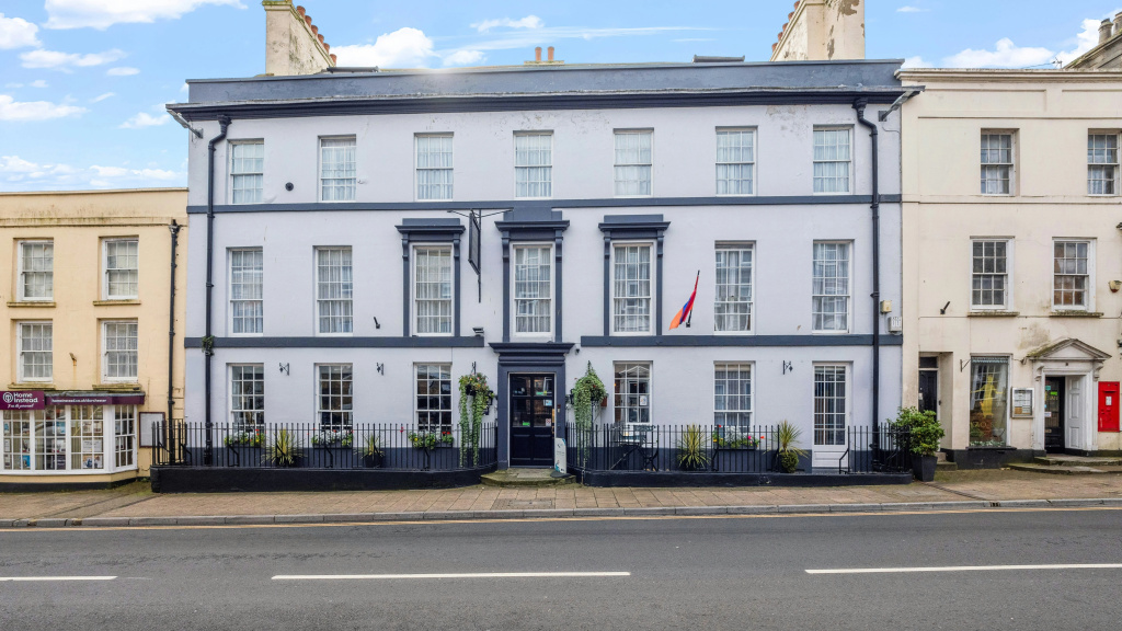 Sleeping Bear Hotel Dorchester