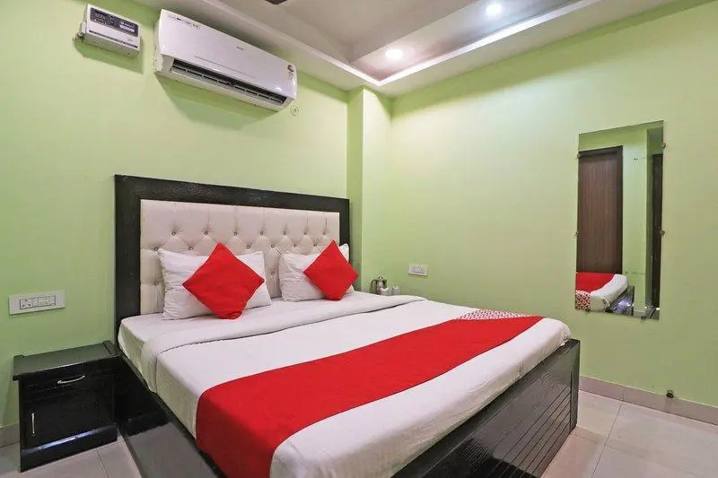 OYO 64916 Mannat Residency