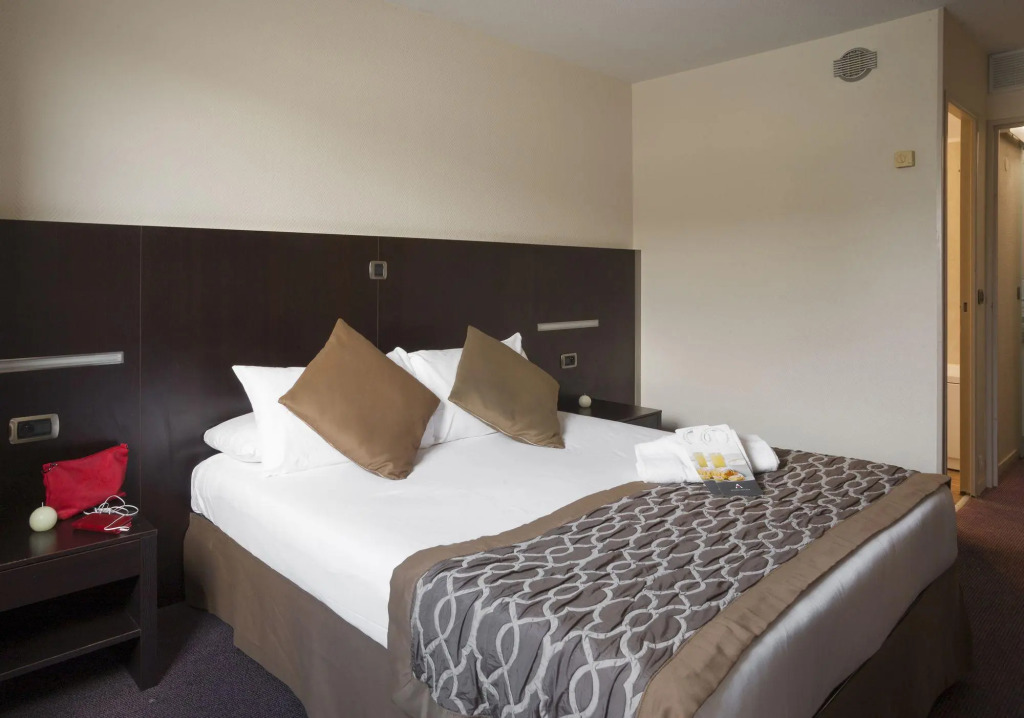 Apogia Paris — фото 4