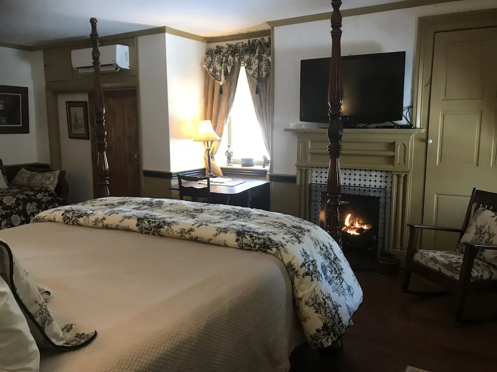 Standard room with balcony