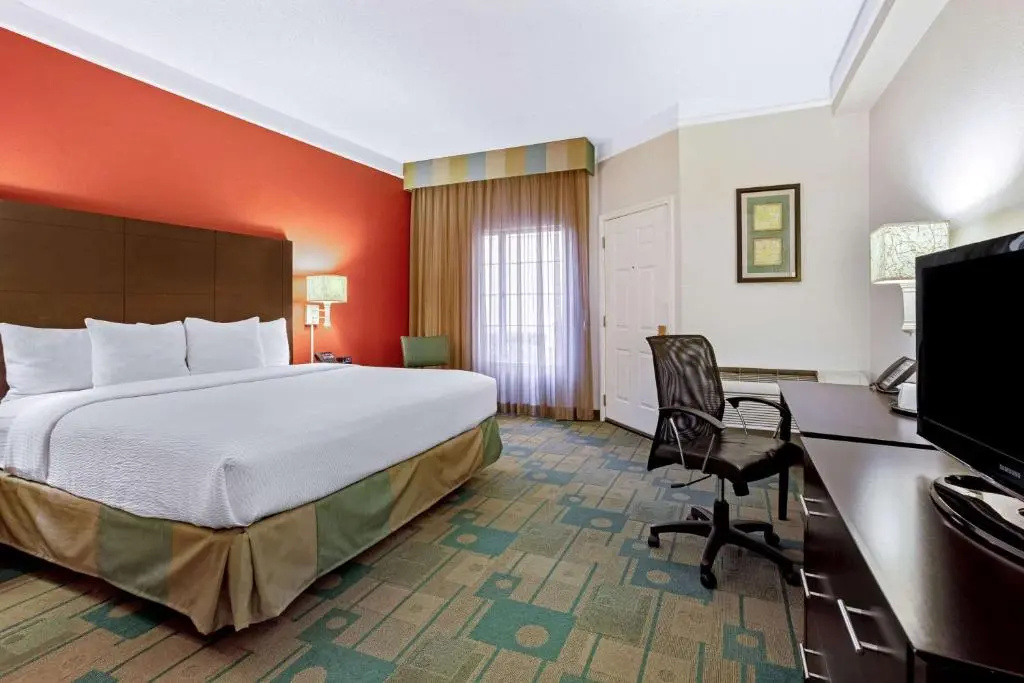 La Quinta Inn & Suites by Wyndham Dallas DFW Airport North - Chambres