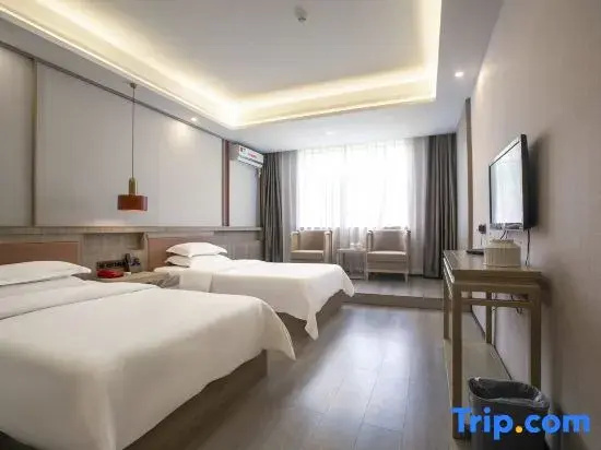 Standard Double room with view (full double bed)
