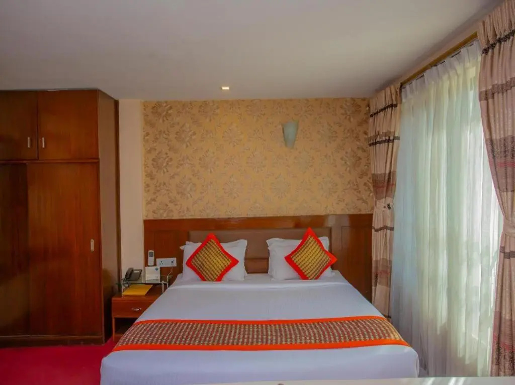 Yellow Pagoda Hotel - Chambres