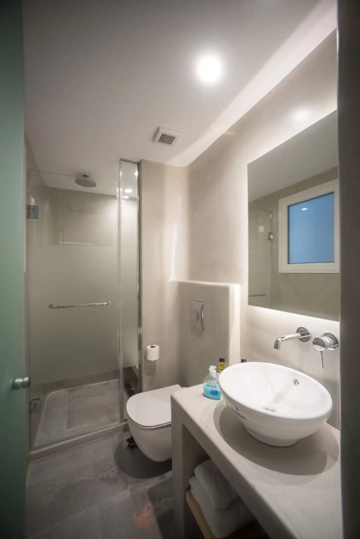 Economy room