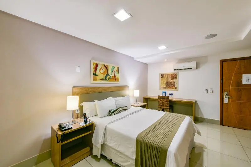 Plaza Inn Breeze Aeroporto - Chambres