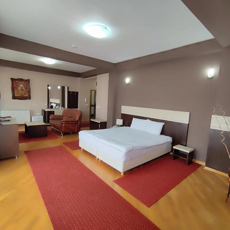 Hotel Premier — 3