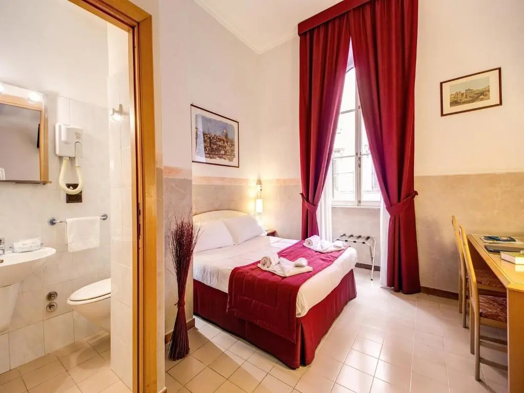 Standard Double room (full double bed)