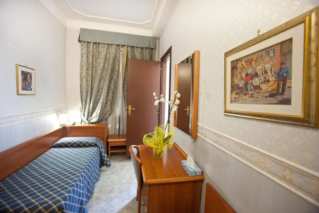 Hotel Emmaus - Chambres