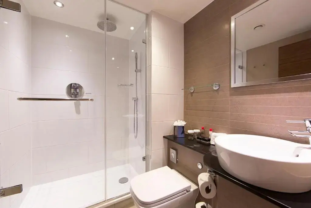 Deluxe Double room (full double bed)
