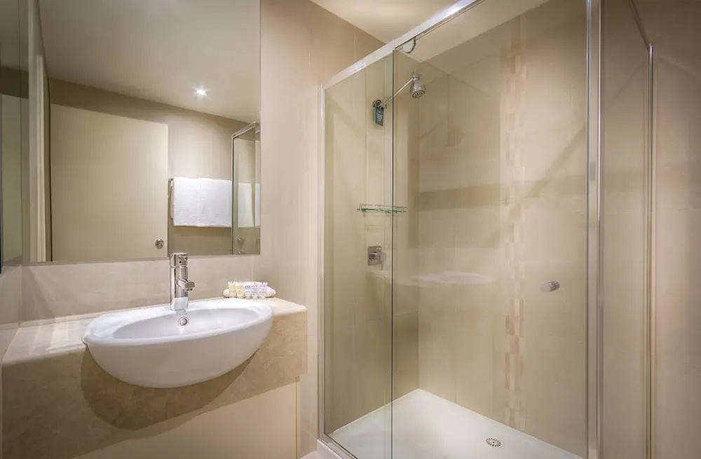 Best Western Plus Travel Inn Hotel - Chambres
