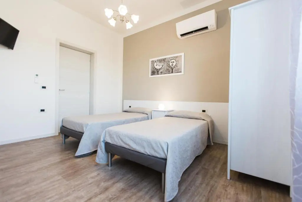Standard Double room (twin beds)