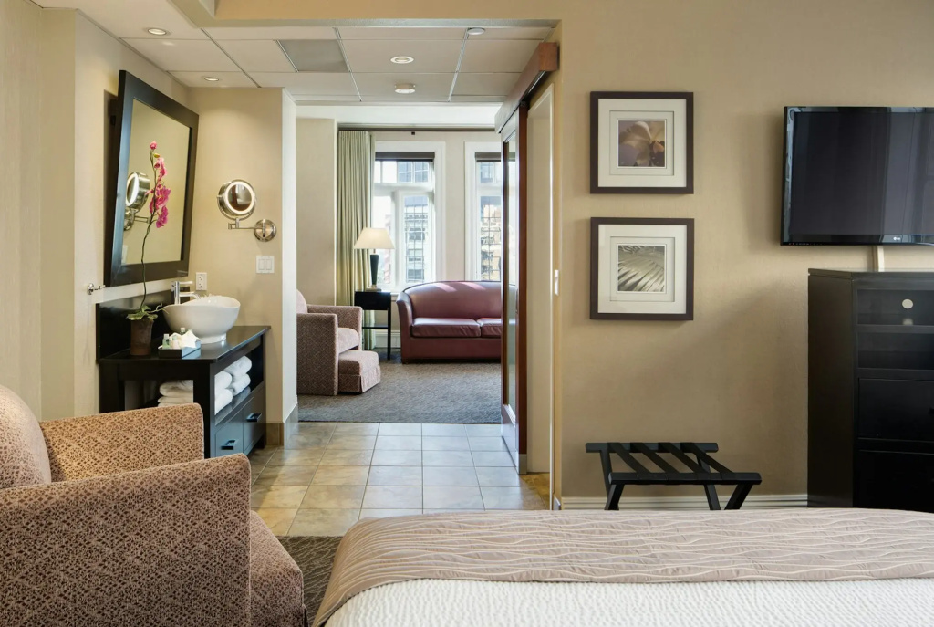 Hotel photo 38