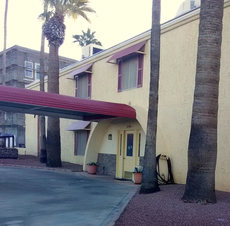 Hidden Palms Resort Condos