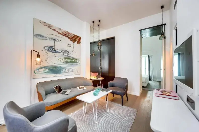 Hotel Le A 105