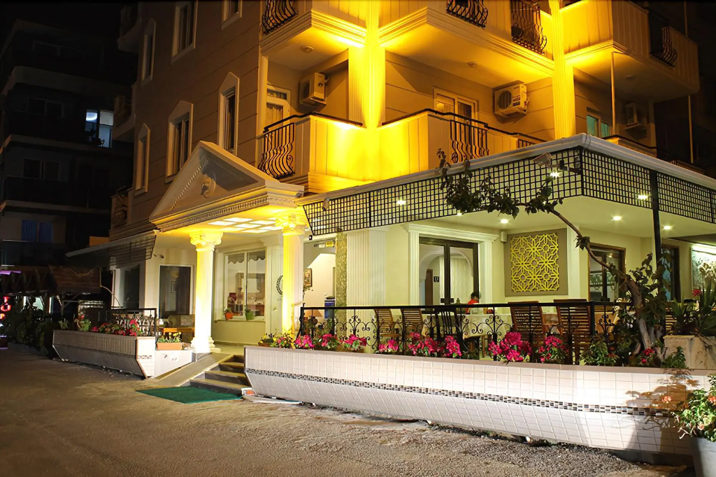 Kleopatra Hermes Hotel