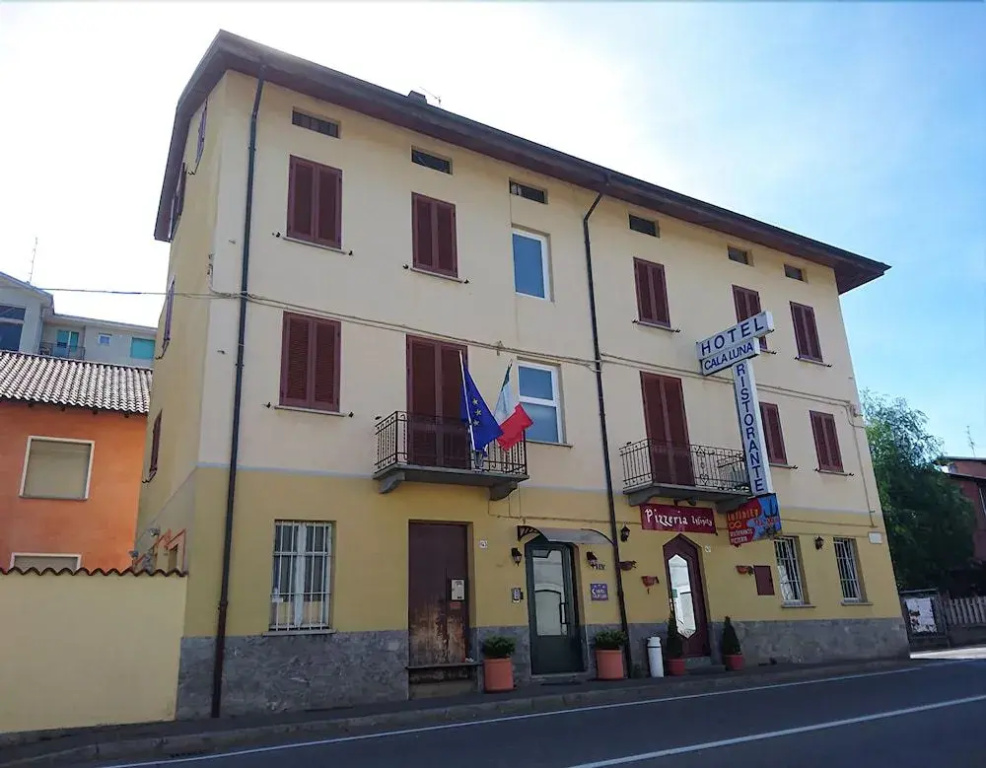 Hotel Calaluna