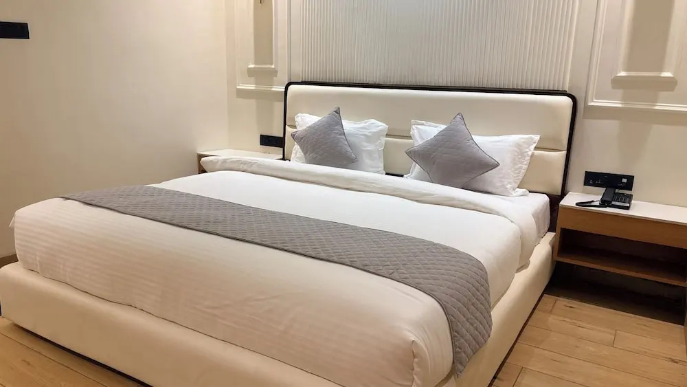 Hotel Midas — 3