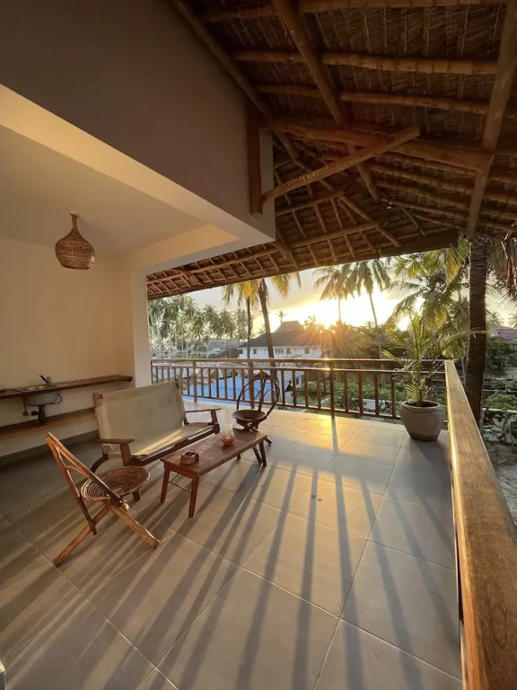 Standard Quadruple Family room with balcony