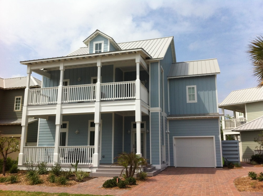 Cinnamon Shore- Southern Comfort 169 BE