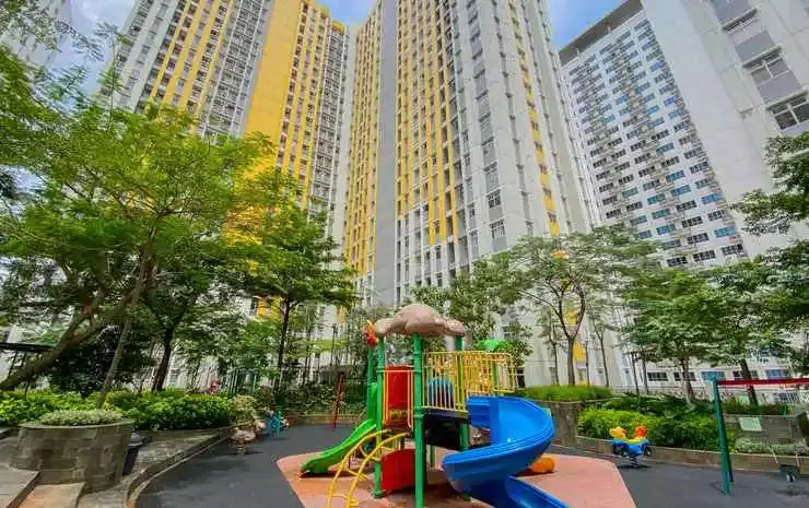 Well Furnished and Comfy 2BR Springlake Summarecon Bekasi Apartment By Travelio