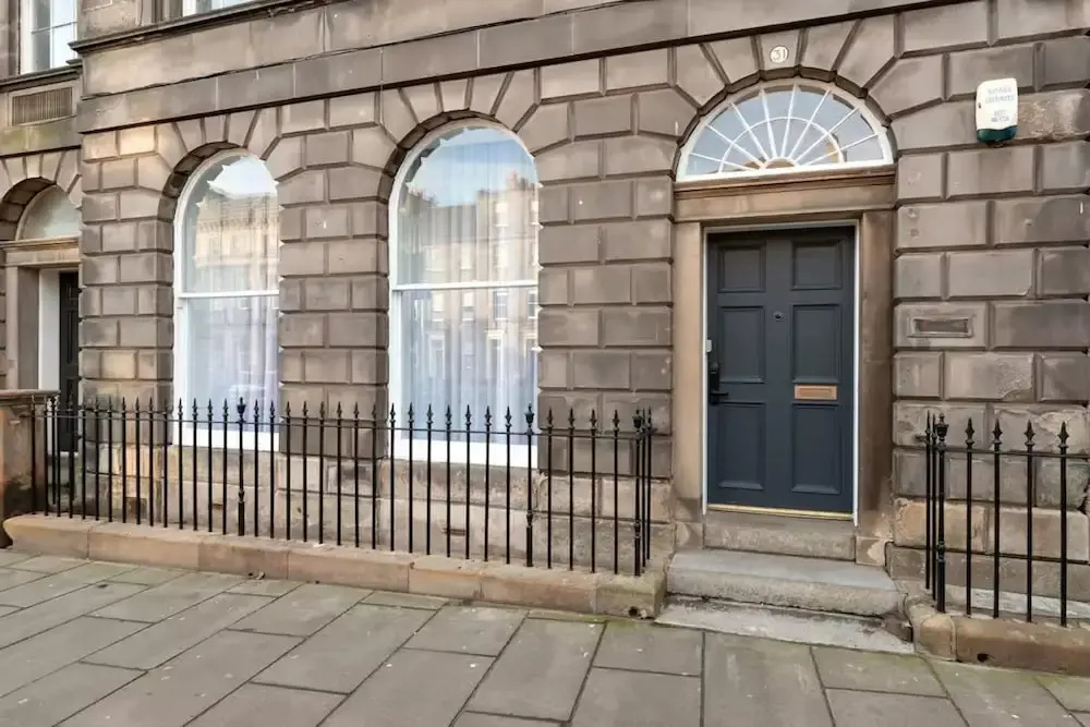 Family/small Group - Parking - Wifi - Sleeps 6