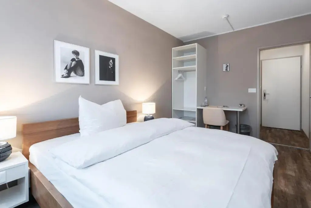 Grand room