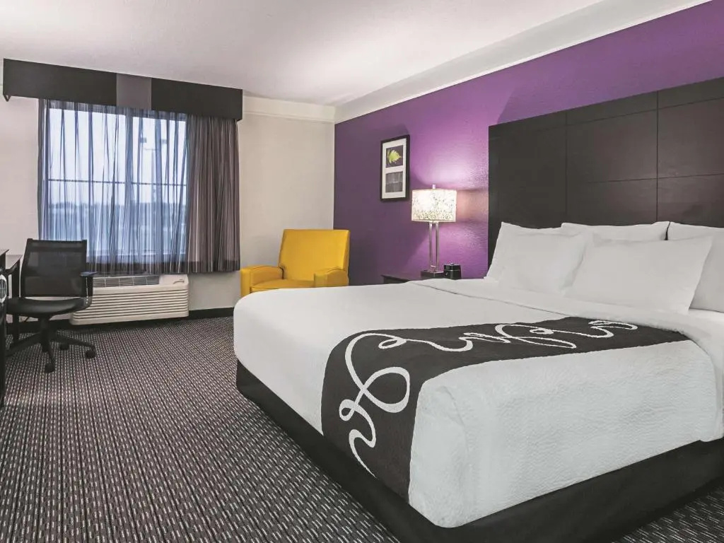La Quinta Inn & Suites by Wyndham Detroit Utica - Chambres