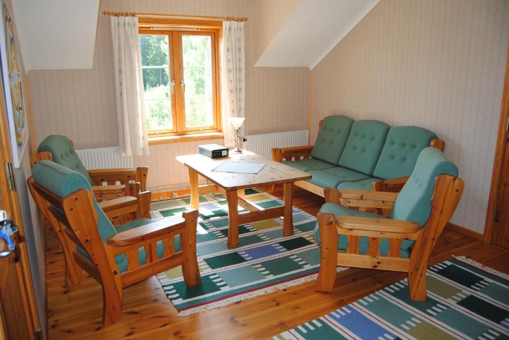 Standard Double room with garden view (full double bed)