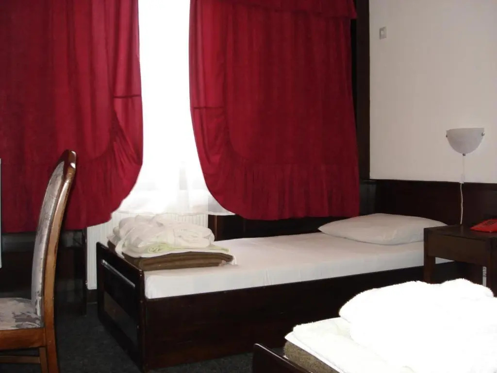 UTP "Srbija Tis" - Chambres