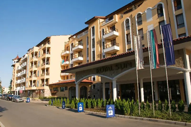 Private Apartment in Royal Sun Apartment Complex