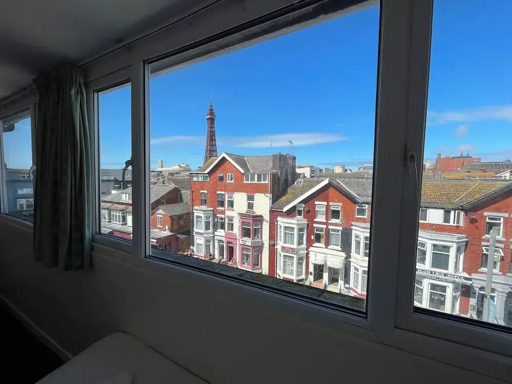 Premium Double room (full double bed)