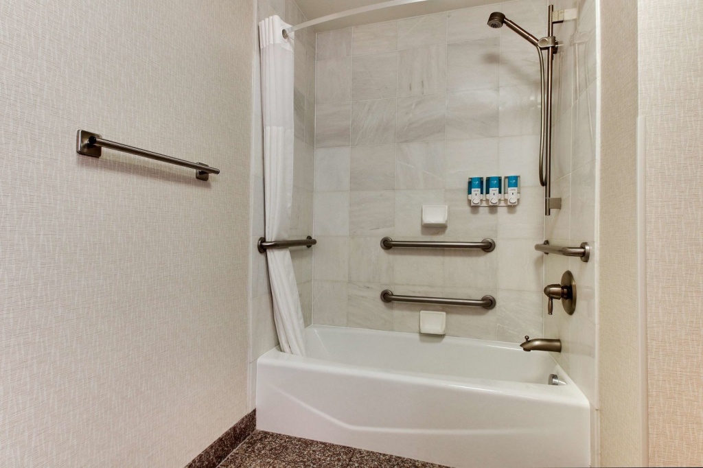 Drury Inn & Suites Meridian - Général