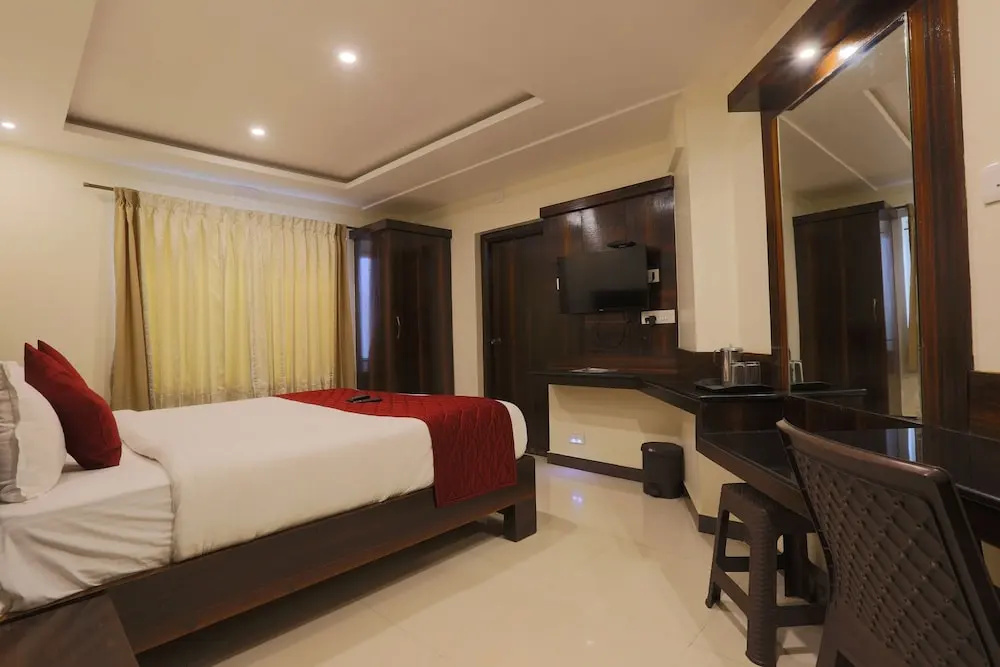 Classic Double room (full double bed)