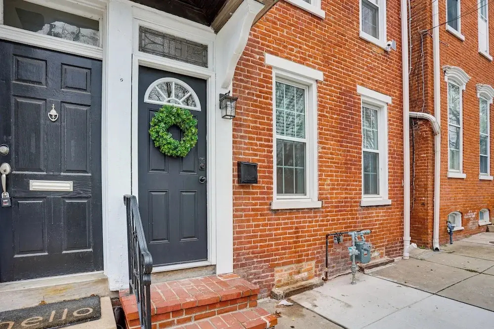 Family-friendly Townhome w/ Patio in Columbia!